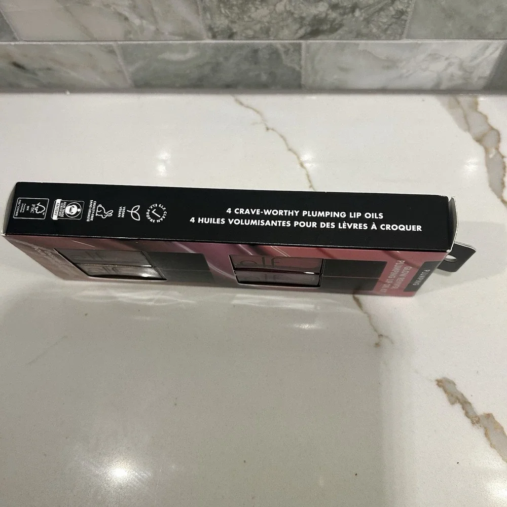 e.l.f. Glow Reviver Plumping Lip Oil Gift Set - 4pc  brand new In Box